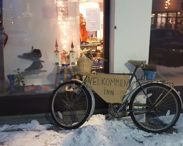 elvebredden brukthandel 768x614