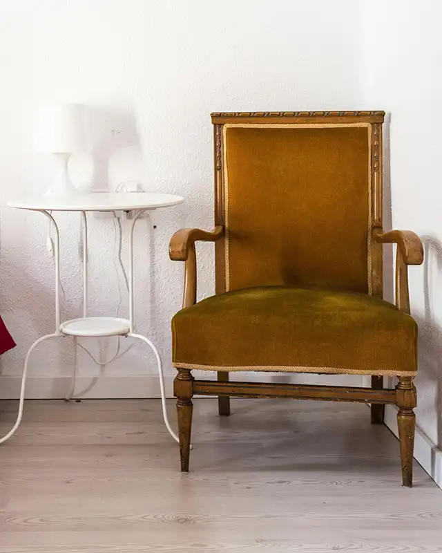 Sjorovern Antikk og Brukt