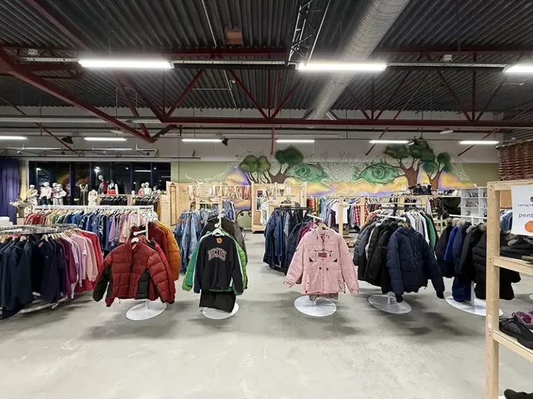 rebel bruktbutikk tromso barneklaer 1 768x576