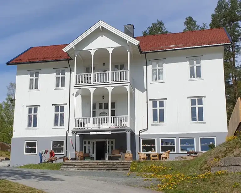 borgen brukt 768x614