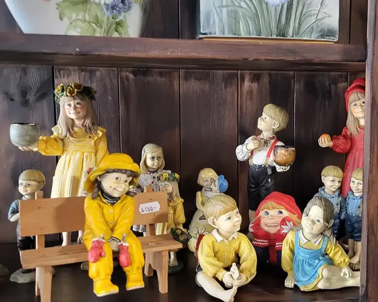 evangeliesenteret bruktbutikk halden interior 768x614