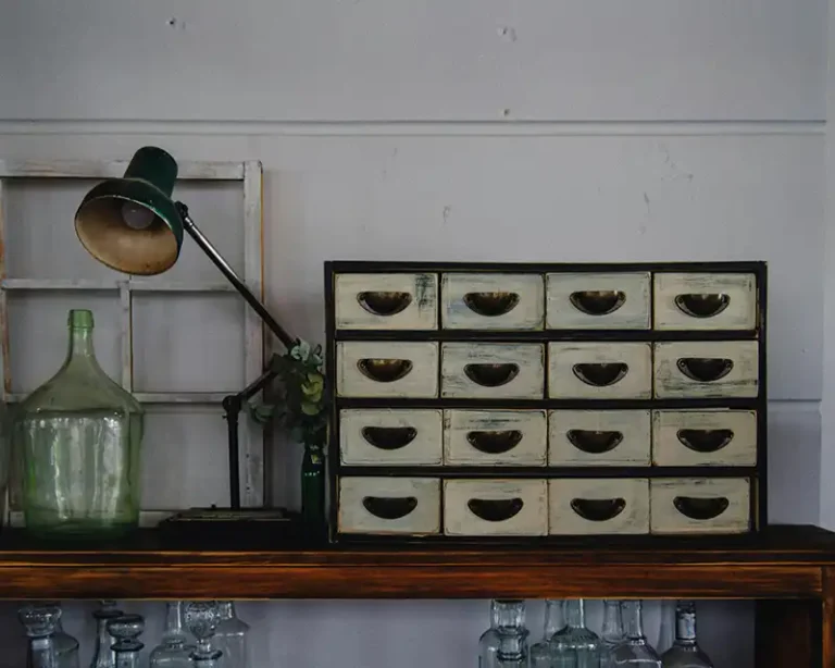 Edel Antikk og Vintage 768x614