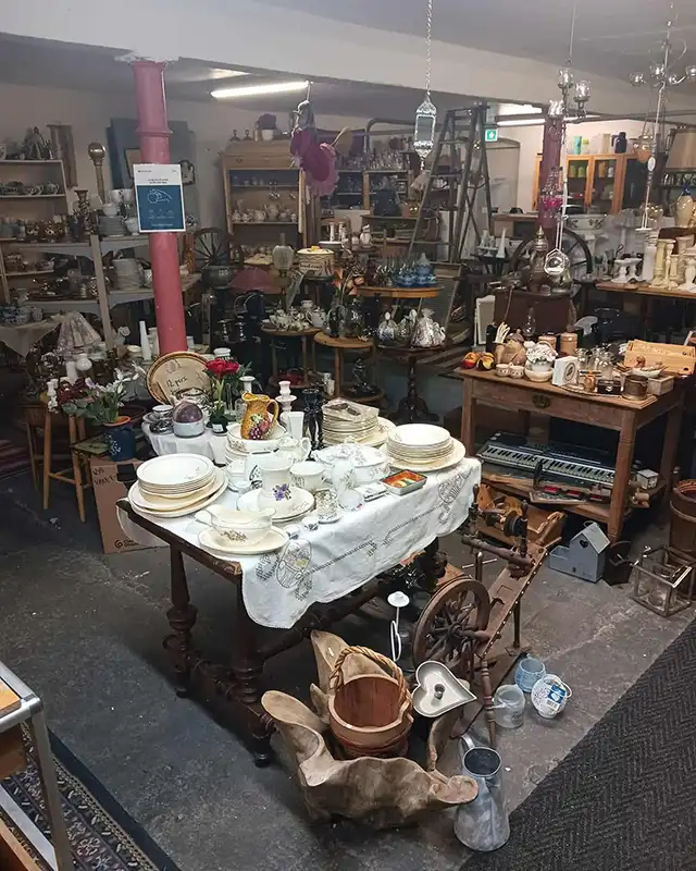 evangeliesenterets bruktbutikk varna interior